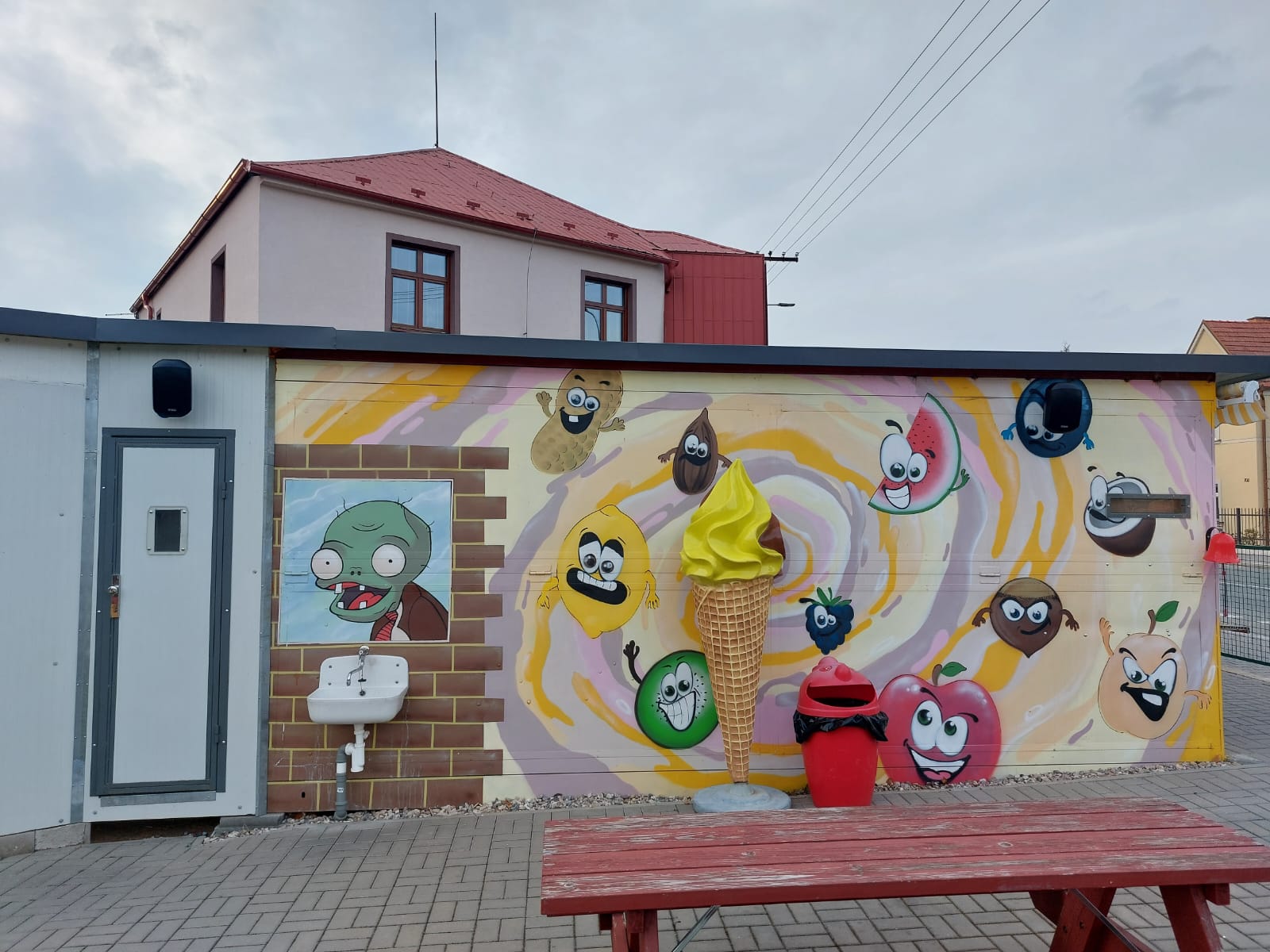 Stánek z boku